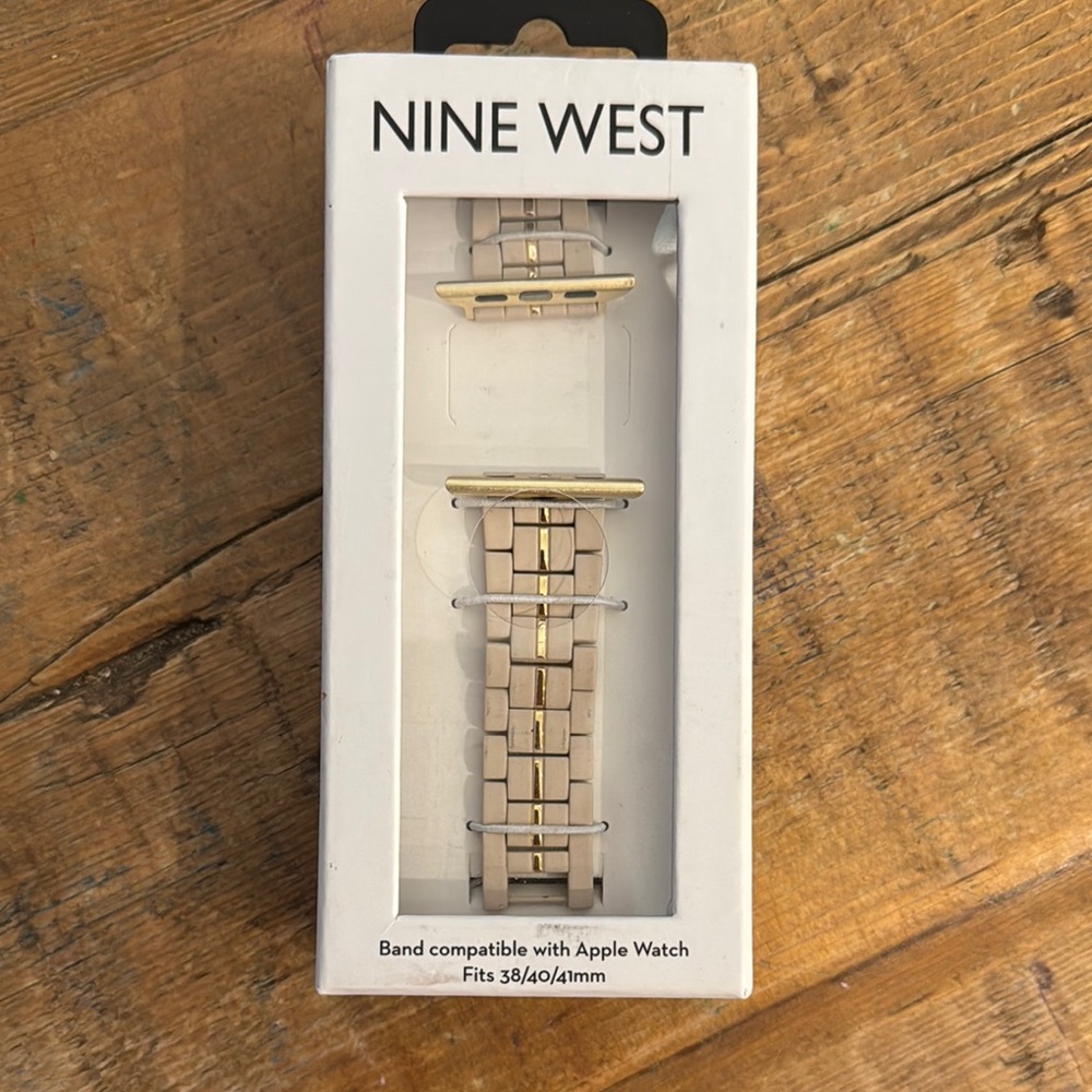 Nine West soft Pink and Gold Apple Watch Band